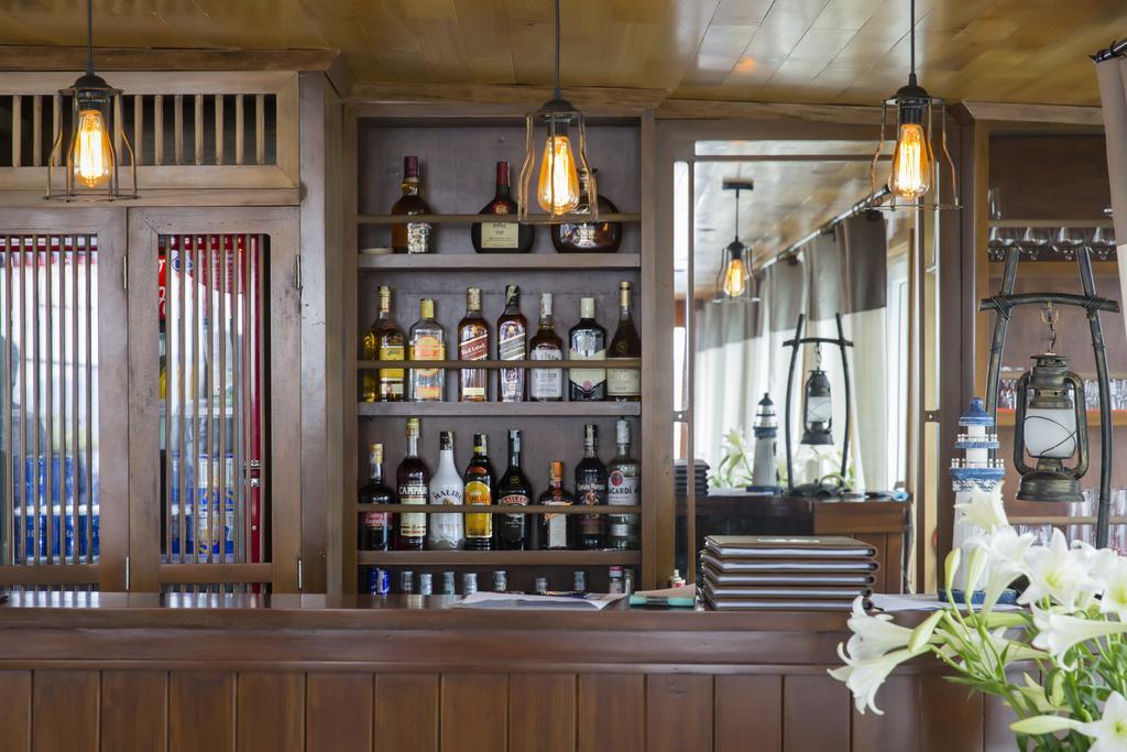 Hotel Secret Halong Cruise Hạ Long Exterior foto