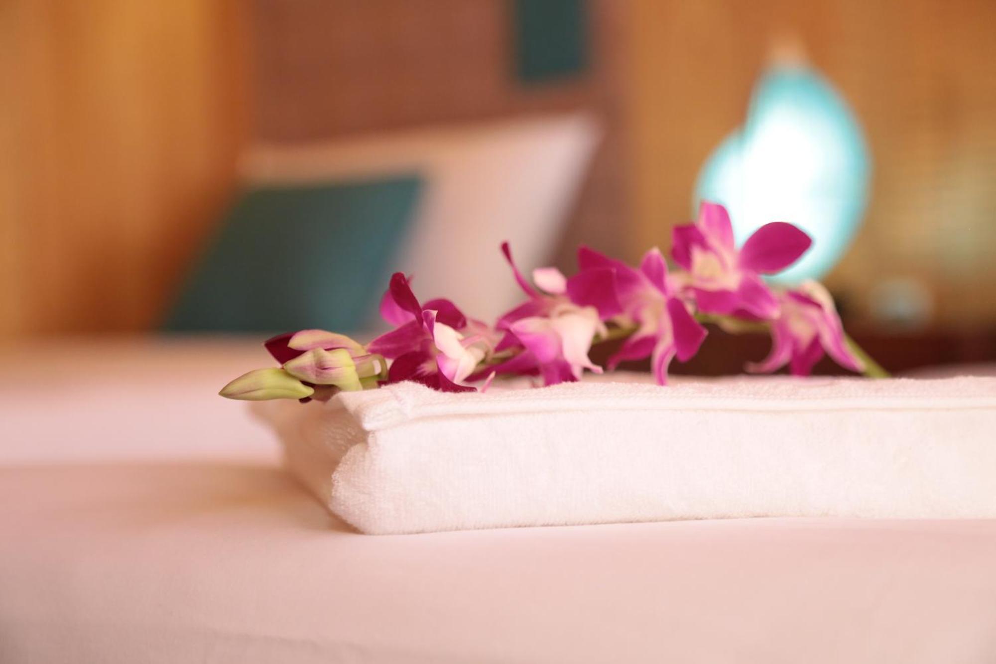 Hotel Secret Halong Cruise Hạ Long Exterior foto