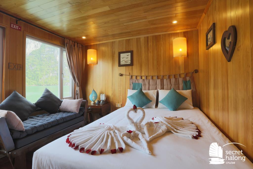 Hotel Secret Halong Cruise Hạ Long Exterior foto
